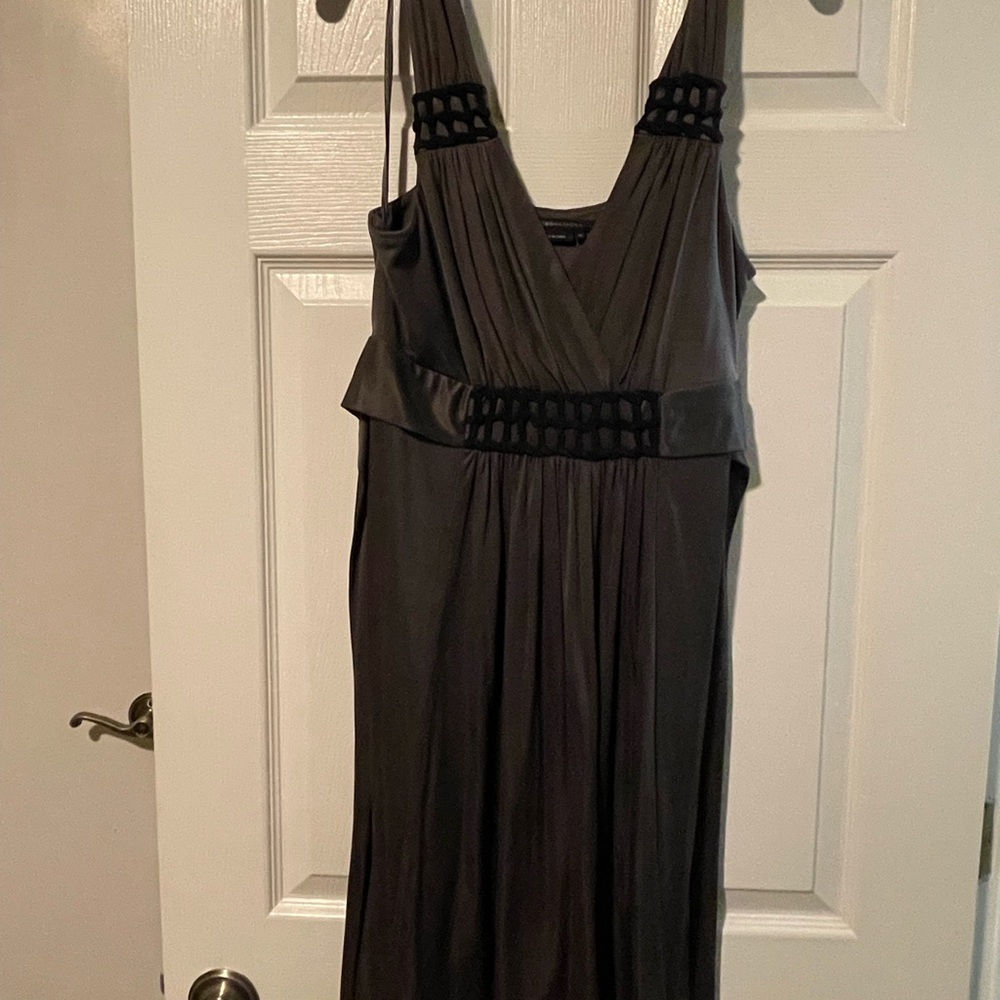 Elegant Sage and Black Sleeveless Dress